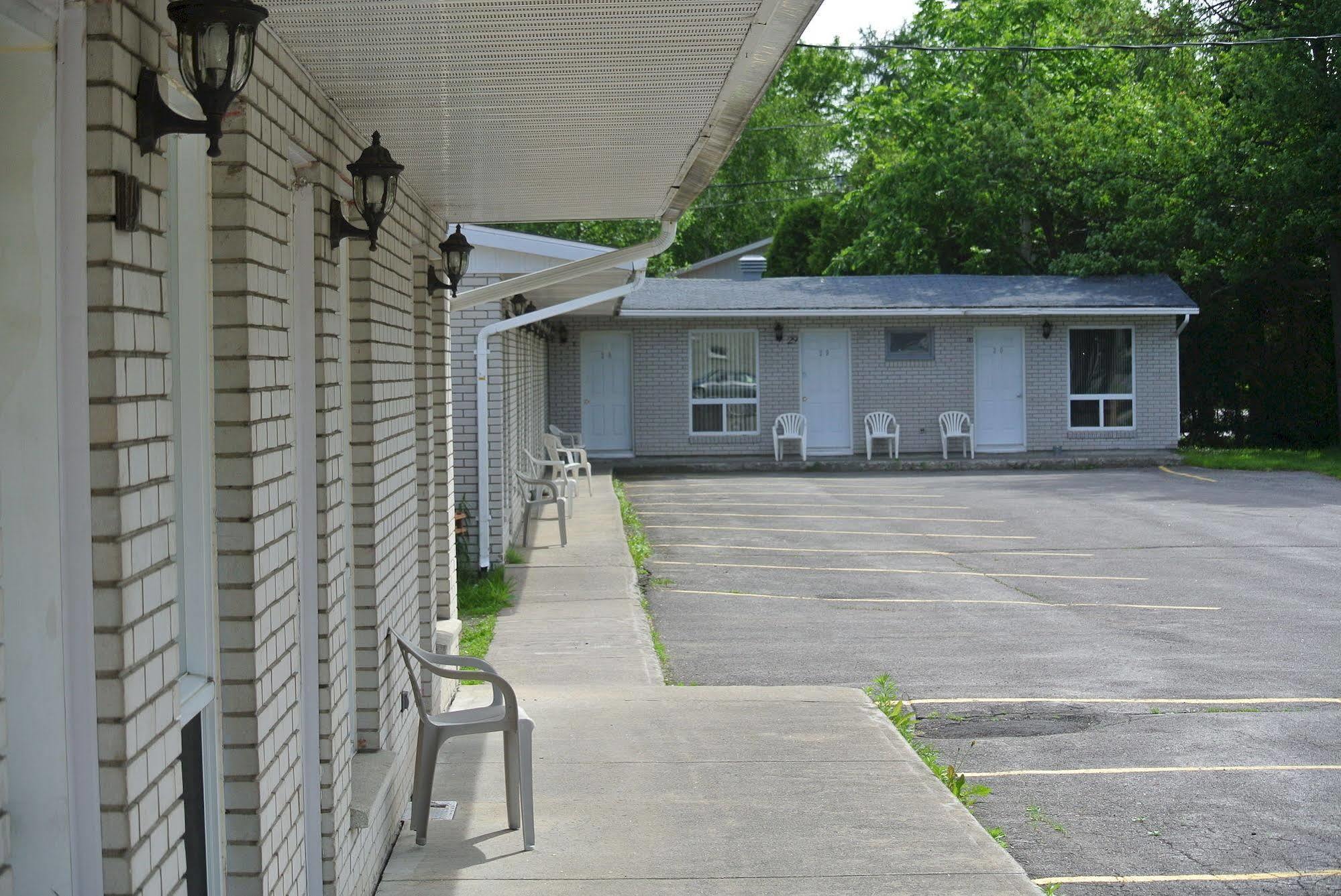 Motel Bonsoir Joliette Zewnętrze zdjęcie